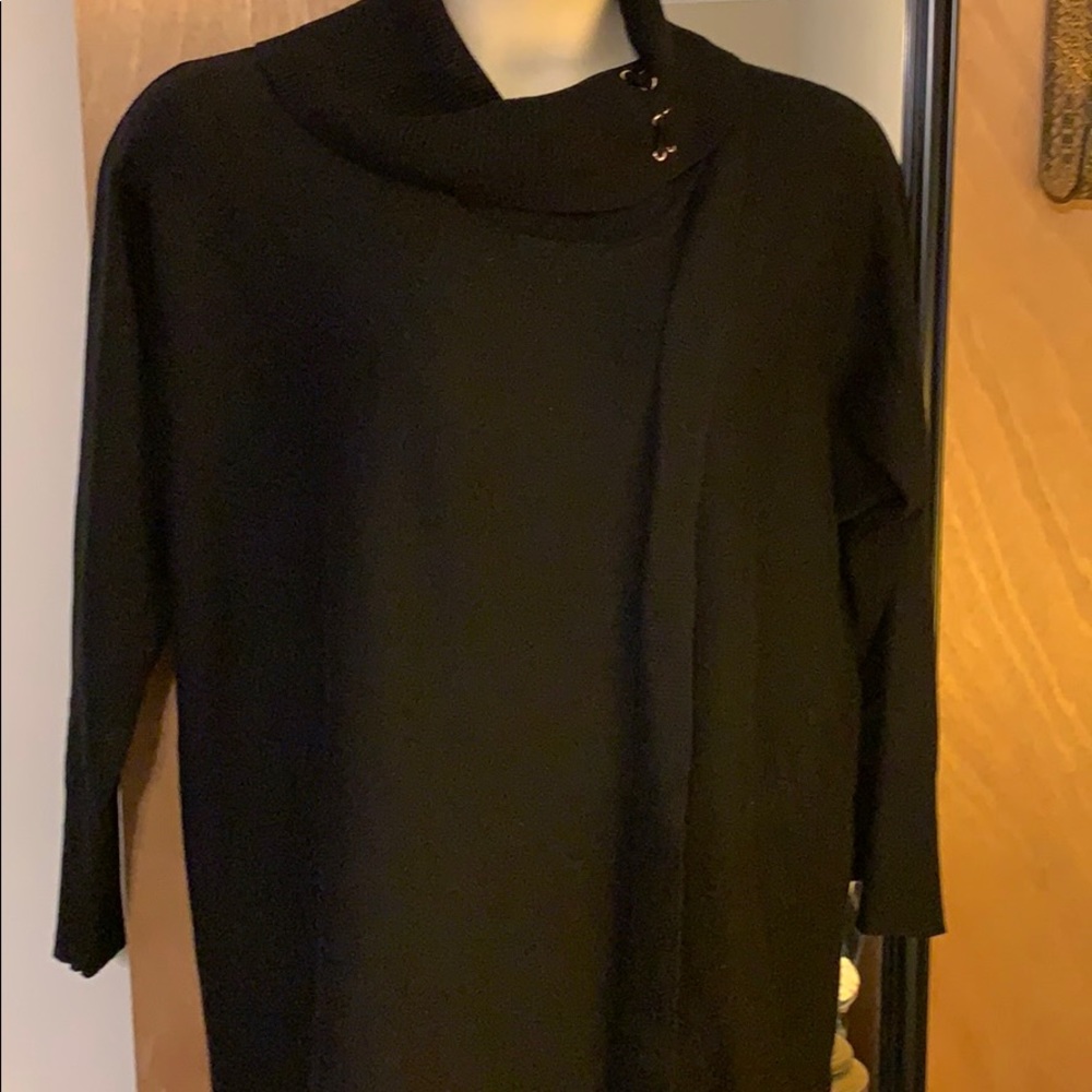 JM Collection sweater